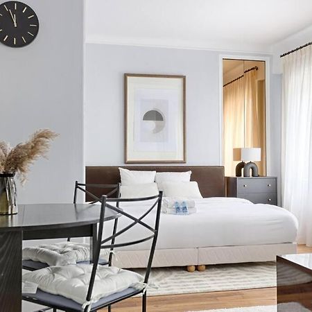 Matignon Saint-Honore : Magnifique Appartement 1Br Paris Exteriör bild